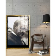 Yapay Zeka ile Yenilenmiş Atatürk Fotoğrafları Siyah Beyaz Cam Tablo, 3d Dekoratif BaskıDik 25