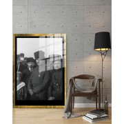 Yapay Zeka ile Yenilenmiş Atatürk Fotoğrafları Siyah Beyaz Cam Tablo, 3d Dekoratif BaskıDik 89