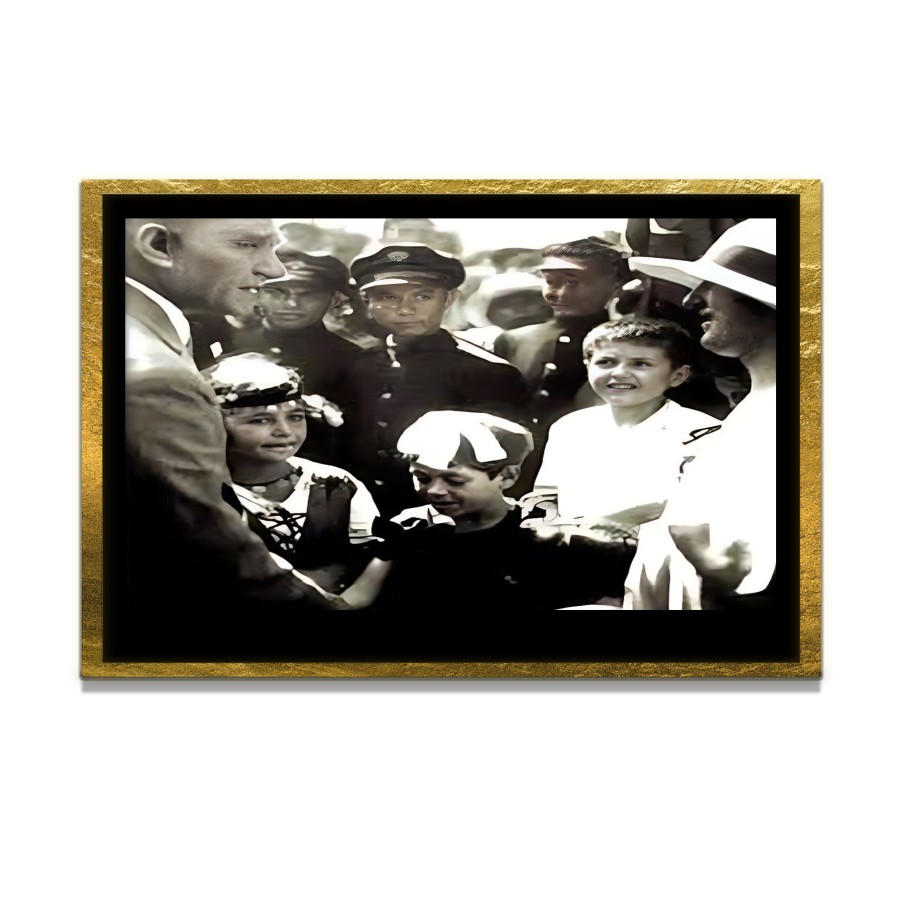 Yapay Zeka ile Yenilenmiş Atatürk Fotoğrafları Siyah Beyaz Cam Tablo, 3d Dekoratif Baskı 63