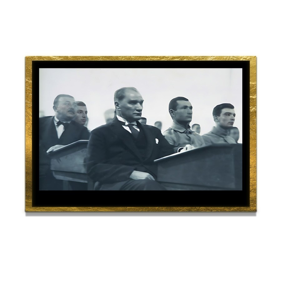 Yapay Zeka ile Yenilenmiş Atatürk Fotoğrafları Siyah Beyaz Cam Tablo, 3d Dekoratif Baskı 154