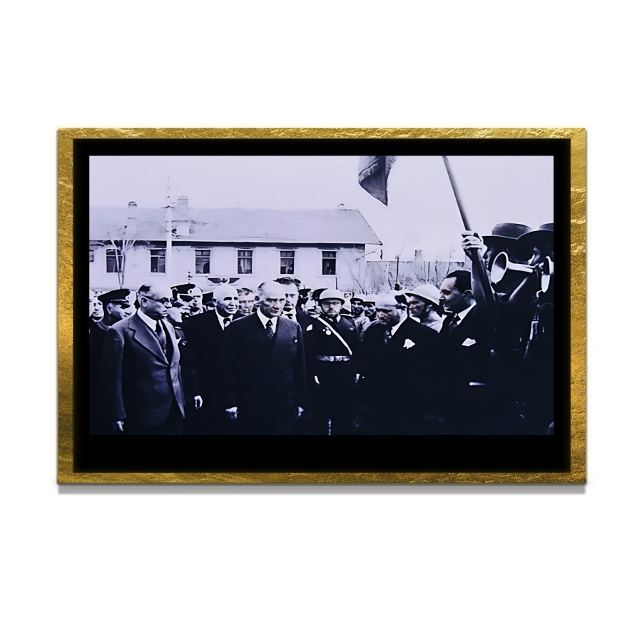 Yapay Zeka ile Yenilenmiş Atatürk Fotoğrafları Siyah Beyaz Cam Tablo, 3d Dekoratif Baskı 170