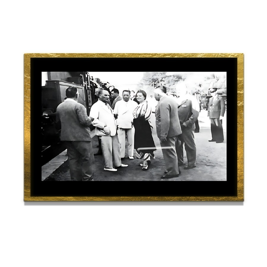 Yapay Zeka ile Yenilenmiş Atatürk Fotoğrafları Siyah Beyaz Cam Tablo, 3d Dekoratif Baskı 233