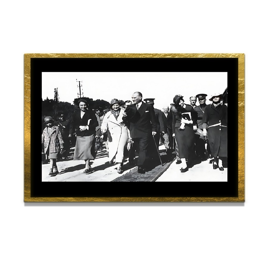 Yapay Zeka ile Yenilenmiş Atatürk Fotoğrafları Siyah Beyaz Cam Tablo, 3d Dekoratif Baskı 235