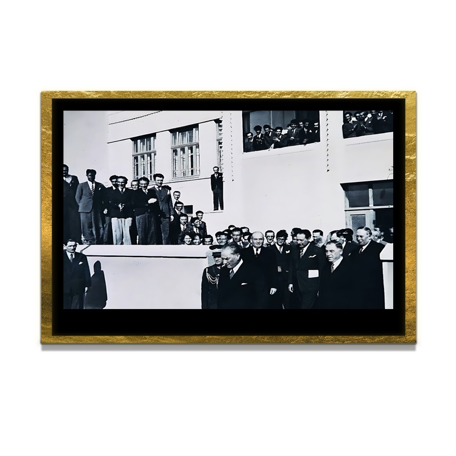 Yapay Zeka ile Yenilenmiş Atatürk Fotoğrafları Siyah Beyaz Cam Tablo, 3d Dekoratif Baskı 266