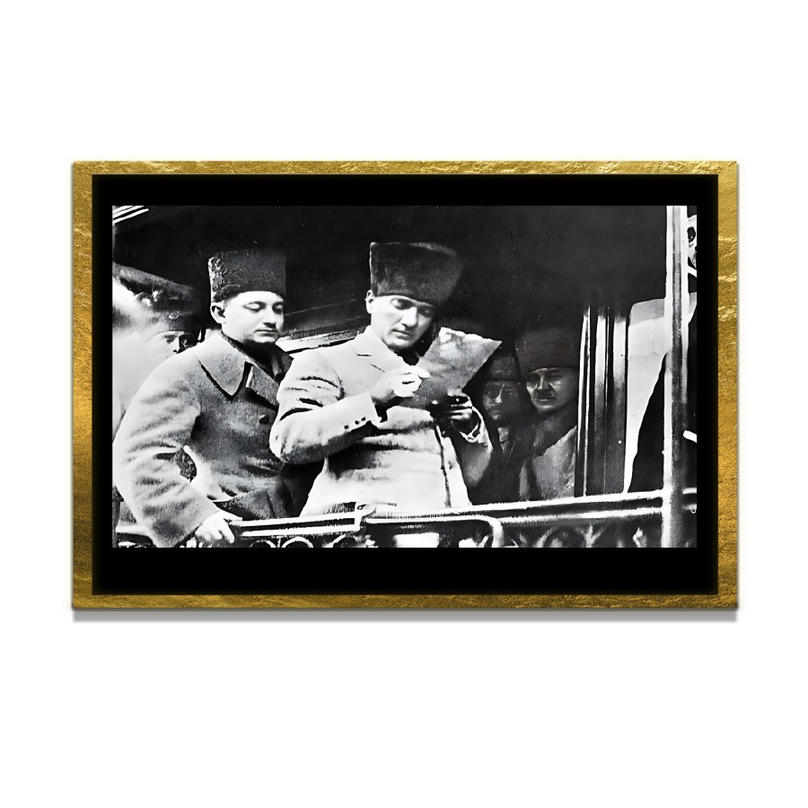 Yapay Zeka ile Yenilenmiş Atatürk Fotoğrafları Siyah Beyaz Cam Tablo, 3d Dekoratif Baskı 349