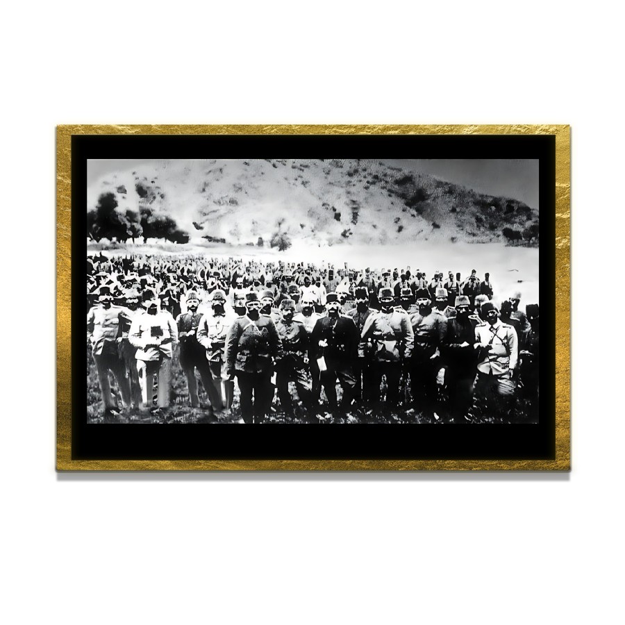 Yapay Zeka ile Yenilenmiş Atatürk Fotoğrafları Siyah Beyaz Cam Tablo, 3d Dekoratif Baskı 379