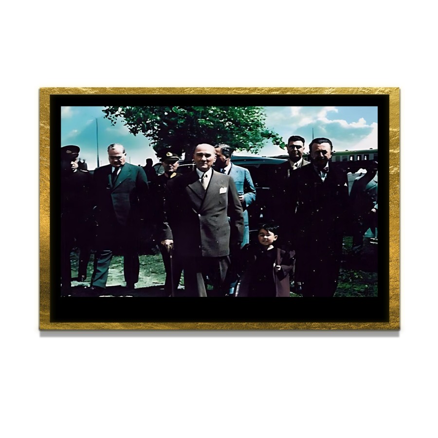 Yapay Zeka ile Yenilenmiş Atatürk Fotoğrafları Siyah Beyaz Cam Tablo, 3d Dekoratif Baskı 474