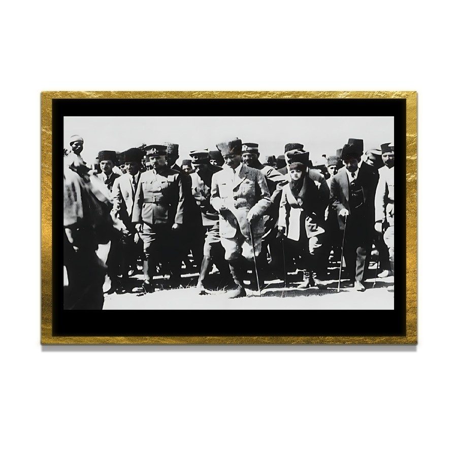 Yapay Zeka ile Yenilenmiş Atatürk Fotoğrafları Siyah Beyaz Cam Tablo, 3d Dekoratif Baskı 569