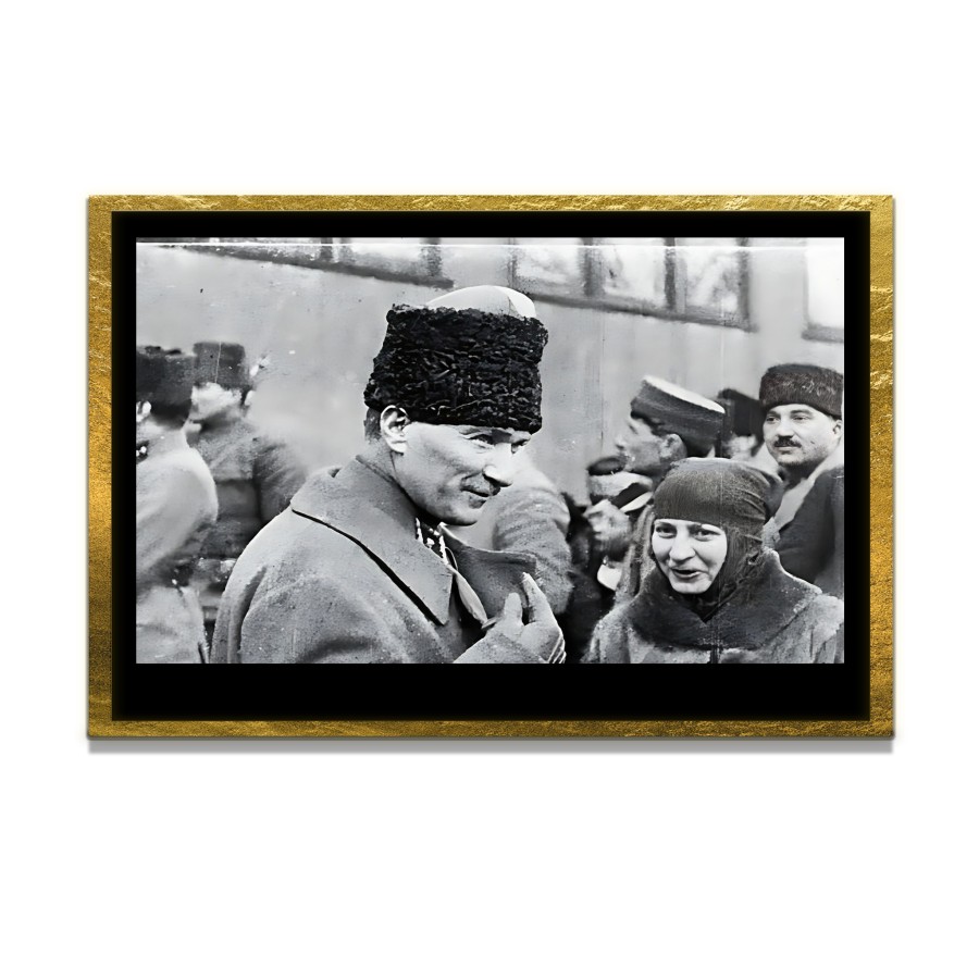 Yapay Zeka ile Yenilenmiş Atatürk Fotoğrafları Siyah Beyaz Cam Tablo, 3d Dekoratif Baskı 739