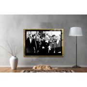 Yapay Zeka ile Yenilenmiş Atatürk Fotoğrafları Siyah Beyaz Cam Tablo, 3d Dekoratif Baskı 60