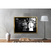 Yapay Zeka ile Yenilenmiş Atatürk Fotoğrafları Siyah Beyaz Cam Tablo, 3d Dekoratif Baskı 743