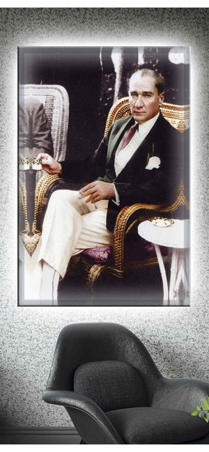 EN SEVİLEN ATATÜRK LEDLİ KANVAS TABLO