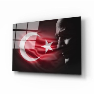 Türk Bayrağı ve Atatürk Silüet Cam Tablo