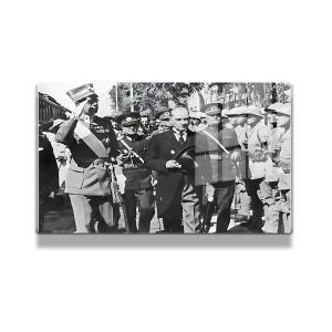 Atatürk Cam Tablo Yatay 333
