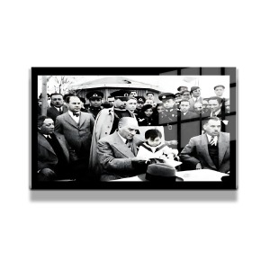 Atatürk Cam Tablo Yatay 232