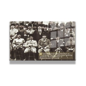 Atatürk Cam Tablo Yatay 785