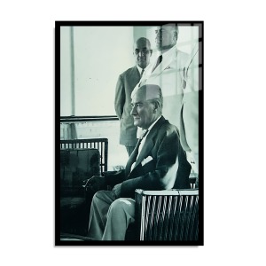 Atatürk Cam Tablo 139
