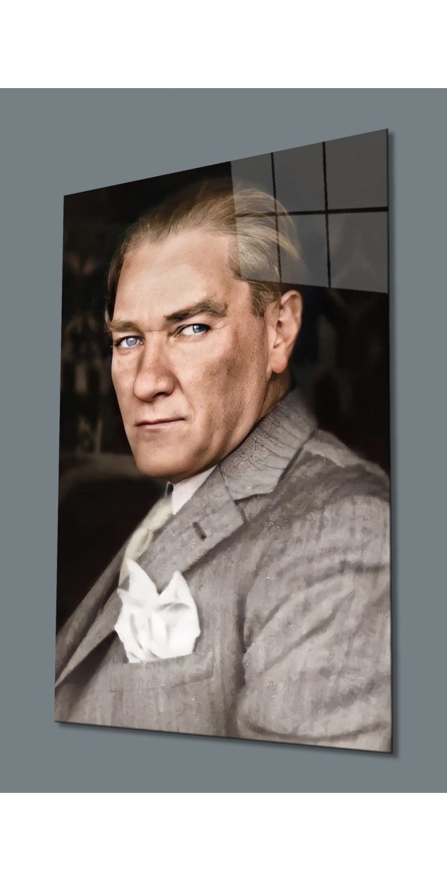 Takım Elbiseli Atatürk Dekoratif ve Modern Cam Tablo, Uv Baskılı ve Temperli, Hediyelik