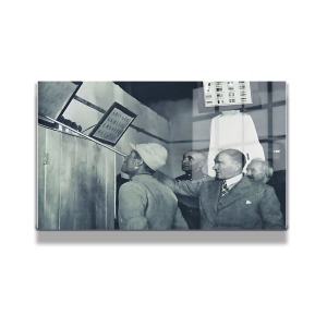 Atatürk Cam Tablo Yatay 562
