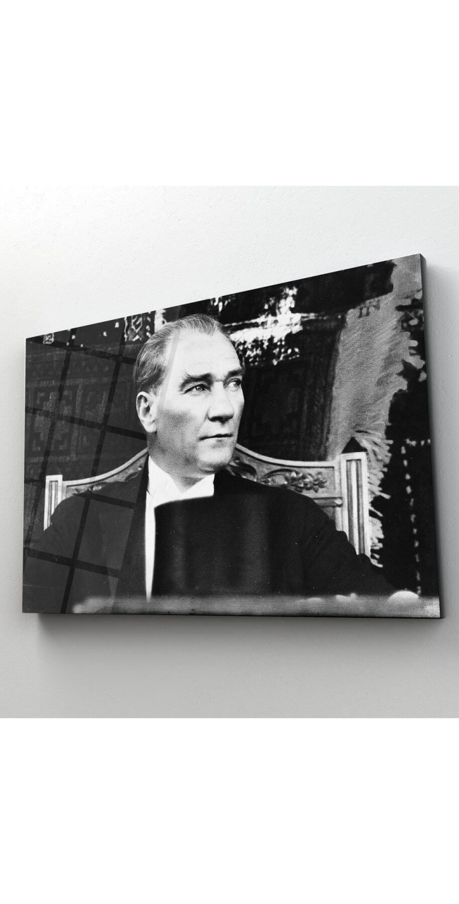 Atatürk Cam Tablo