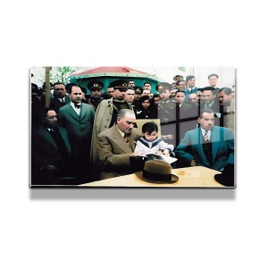 Atatürk Cam Tablo Yatay 681