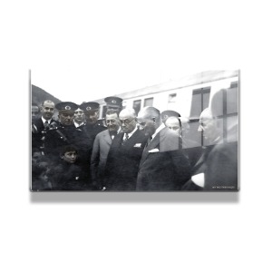 Atatürk Cam Tablo Yatay 17