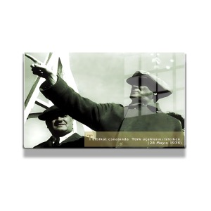 Atatürk Cam Tablo Yatay 723