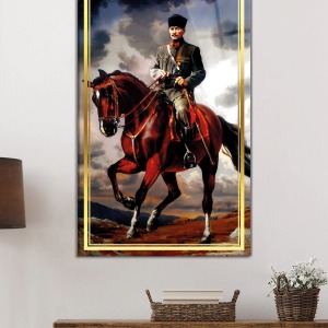 Gold Şeritli At Üzerinde Atatürk Portresi Cam Tablo, Darbelere Dayanıklı Kırılmaz Temperli