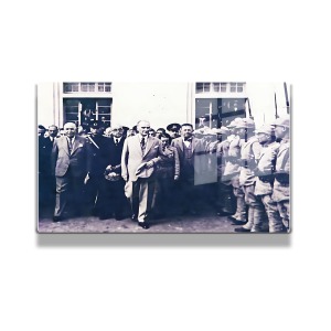 Atatürk Cam Tablo Yatay 629