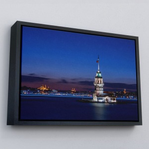Çerçeveli Kız Kulesi Gece Manzarası Dekoratif Kanvas Tablo-6502