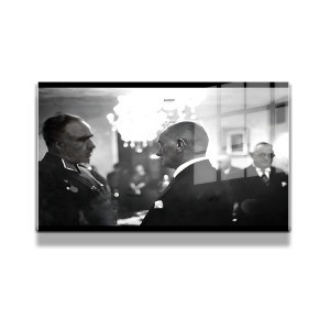 Atatürk Cam Tablo Yatay 133