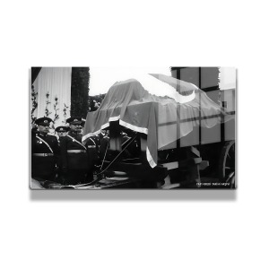 Atatürk Cam Tablo Yatay 70