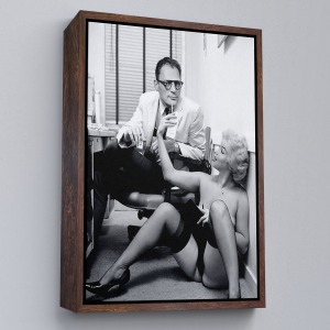 Çerçeveli Marilyn Monroe İle Arthur Miller Duvar Tablosu-6063