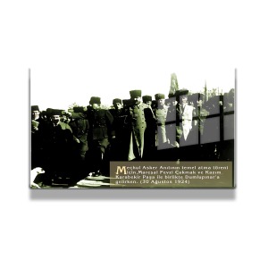 Atatürk Cam Tablo Yatay 703