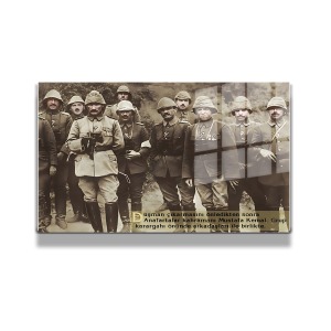 Atatürk Cam Tablo Yatay 646