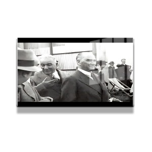 Atatürk Cam Tablo Yatay 165