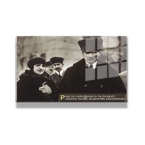 Atatürk Cam Tablo Yatay 692