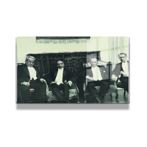 Atatürk Cam Tablo Yatay 558