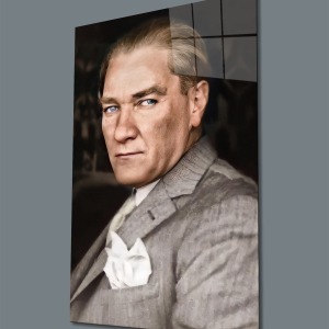 Takım Elbiseli Atatürk Dekoratif ve Modern Cam Tablo, Uv Baskılı ve Temperli, Hediyelik